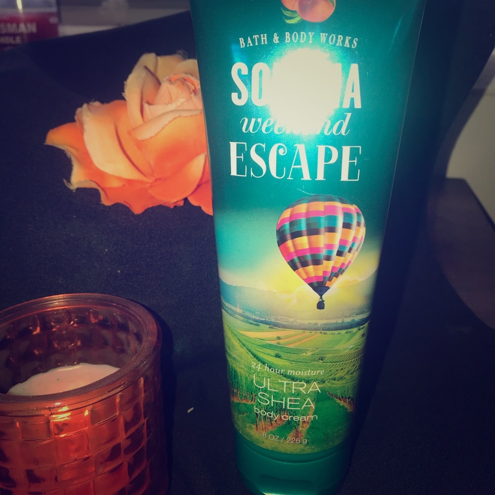 Bath & Body Works “SONOMA WEEKEND ESCAPE” Cream